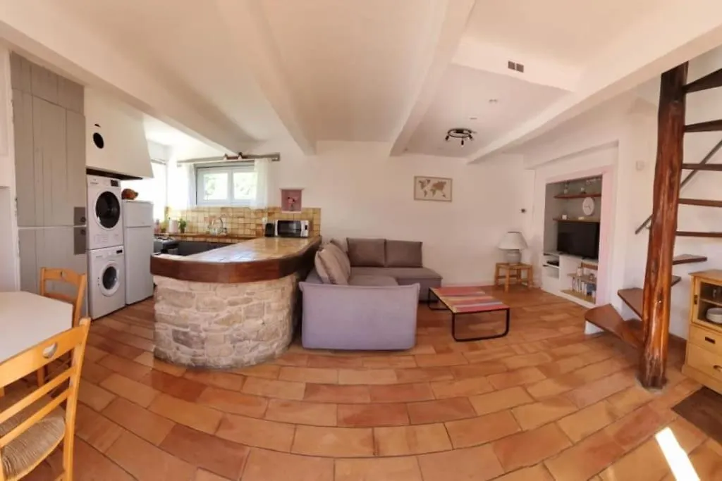 Maison Dans Un Endroit Paisible Sigonce Casa vacanze