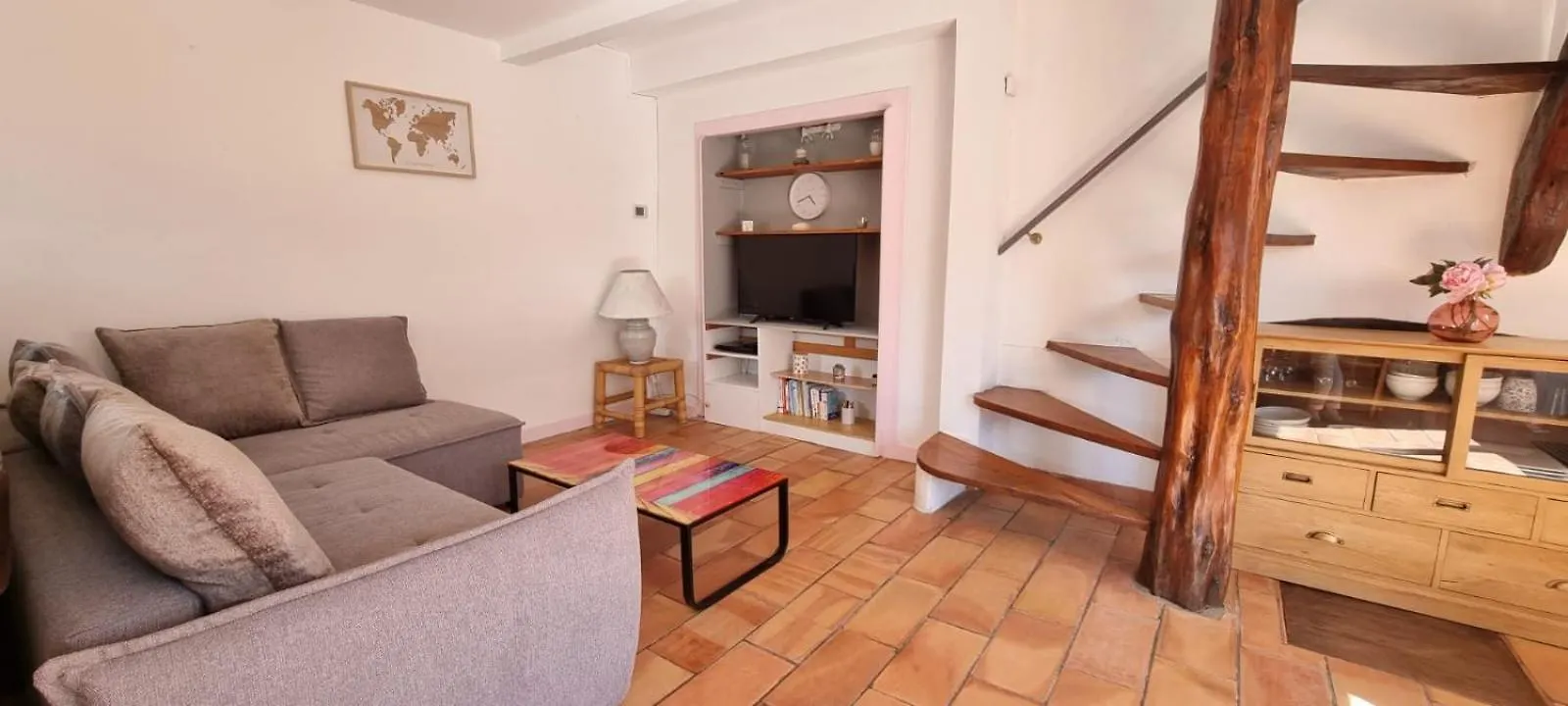 Maison Dans Un Endroit Paisible Sigonce 0*,